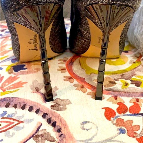 Bootie heels - Picture 4 of 7